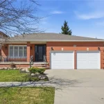 3-bedroom detached home for sale in Hamilton — 85 Hillcroft Drive (Photo 4)