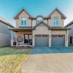 5-bedroom detached home for rent in Brant — 85 Hitchman Street N (Photo 4)