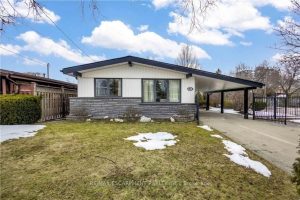 3-bedroom detached home for sale in Hamilton — 85 Ranchdale Drive