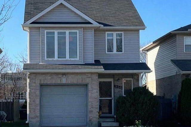 3-bedroom detached home for rent in London North — 868 Marigold Street (Photo 1)