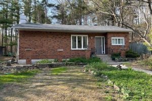 2-bedroom detached home for sale in Simcoe — 86 Doran Road