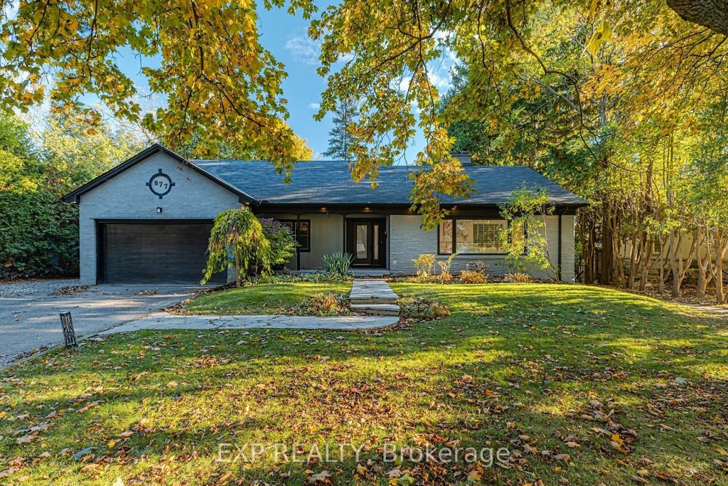 5-bedroom detached home for sale in Halton — 877 Kingsway Drive (Photo 1)