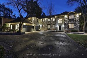 4-bedroom detached home for sale in Toronto — 88 Colonel Danforth Trail