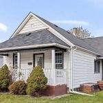 3-bedroom home for sale in Windsor — 894 University Avenue (Photo 1)