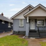 3-bedroom home for sale in Windsor — 894 University Avenue (Photo 4)
