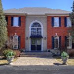 4-bedroom detached home for sale in Halton — 8 Deer Run Crescent (Photo 2)