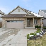 2-bedroom detached home for sale in Niagara — 8 Emmett Street (Photo 4)