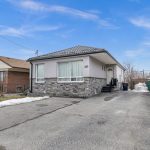 3-bedroom detached home for sale in Toronto — 8 Kilpatrick Place (Photo 5)
