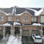 3-bedroom att/row/townhouse for sale in Waterloo — 8 Renfrew Street (Photo 5)