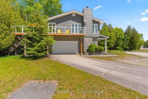 4-bedroom detached home for sale in Bruce — 900 Berford Street