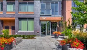 1-bedroom condo apartment for rent in Toronto — 905 - 508 Wellington Street W