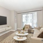 1-bedroom condo apartment for rent in Toronto — 907 - 35 Hayden Street (Photo 2)