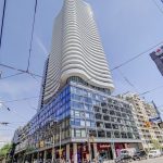 1-bedroom condo apartment for rent in Toronto — 907 - 35 Hayden Street (Photo 4)