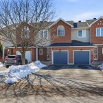 3-bedroom att/row/townhouse for rent in Ottawa — 907 Markwick Crescent (Photo 4)