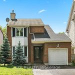 3-bedroom detached home for sale in Ottawa — 90 Withrow Avenue (Photo 4)