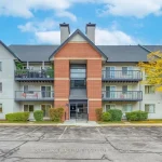 3-bedroom condo apartment for sale in Halton — 911 - 1450 Glen Abbey Gate (Photo 3)