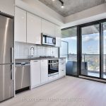 1-bedroom condo apartment for rent in Toronto — 914 - 195 Mccaul Street (Photo 1)