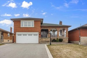 3-bedroom detached home for sale in Toronto — 91 Macleod Street