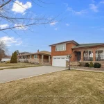 3-bedroom detached home for sale in Toronto — 91 Macleod Street (Photo 5)
