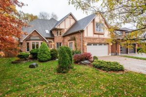 4-bedroom detached home for sale in Middlesex — 922 Country Club Crescent