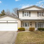 4-bedroom detached home for sale in Middlesex — 922 Country Club Crescent (Photo 3)
