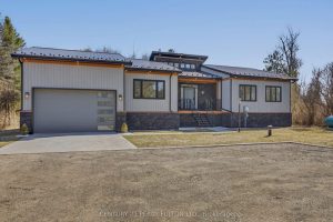 3-bedroom detached home for sale in Simcoe — 9243 County Road 1 N/a