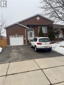 4-bedroom home for sale in Stoney Creek — 92 Blenheim Drive