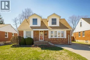 3-bedroom home for sale in Windsor — 939 Isabelle Place