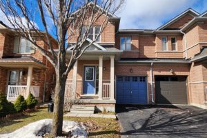 4-bedroom semi-detached home for sale in York — 93 Treasure Hill Road