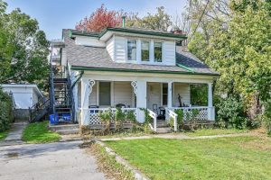 4-bedroom detached home for sale in Hamilton — 942 Upper Gage Avenue