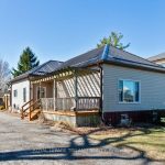 3-bedroom detached home for sale in Elgin — 94 Steele Street (Photo 2)