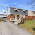 3-bedroom detached home for sale in Elgin — 94 Steele Street (Photo 5)