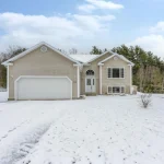 6-bedroom detached home for sale in Middlesex — 95 Albion Street (Photo 4)