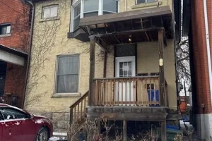 3-bedroom duplex home for rent in Hamilton — 95 Sanford Avenue N