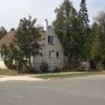 2-bedroom detached home for sale in Toronto — 96 Caines Avenue (Photo 3)