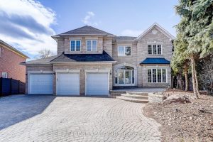 5-bedroom detached home for sale in York — 97 Springbrook Drive
