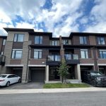 2-bedroom condo townhouse for rent in Hamilton — 99 - 590 North Service Road E (Photo 1)