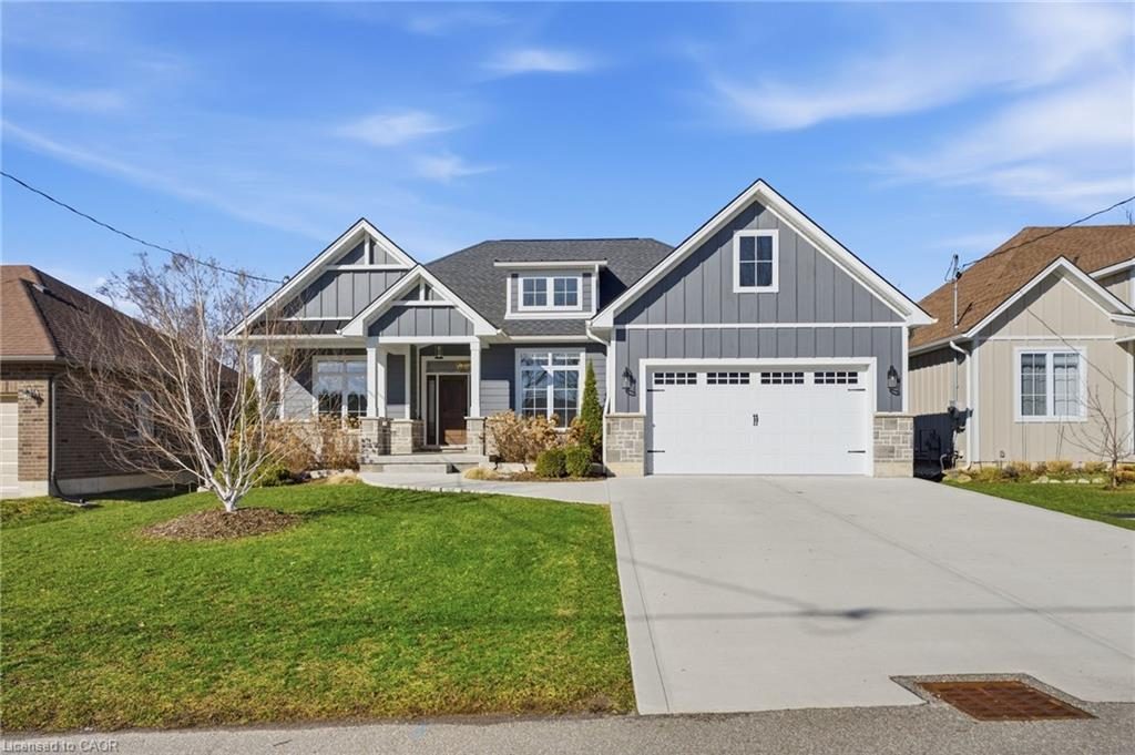4-bedroom home for sale in Port Dover — 9 East Street N (Photo 1)