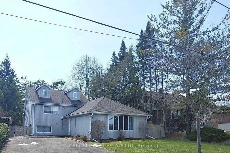 3-bedroom detached home for sale in York — 9 George Street (Photo 1)