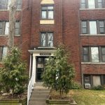 1-bedroom store w apt/office home for rent in Hamilton — A - 308 Barton Street E (Photo 3)