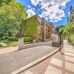 2-bedroom condo townhouse for sale in Toronto — B - 187 Sherwood Avenue (Photo 1)
