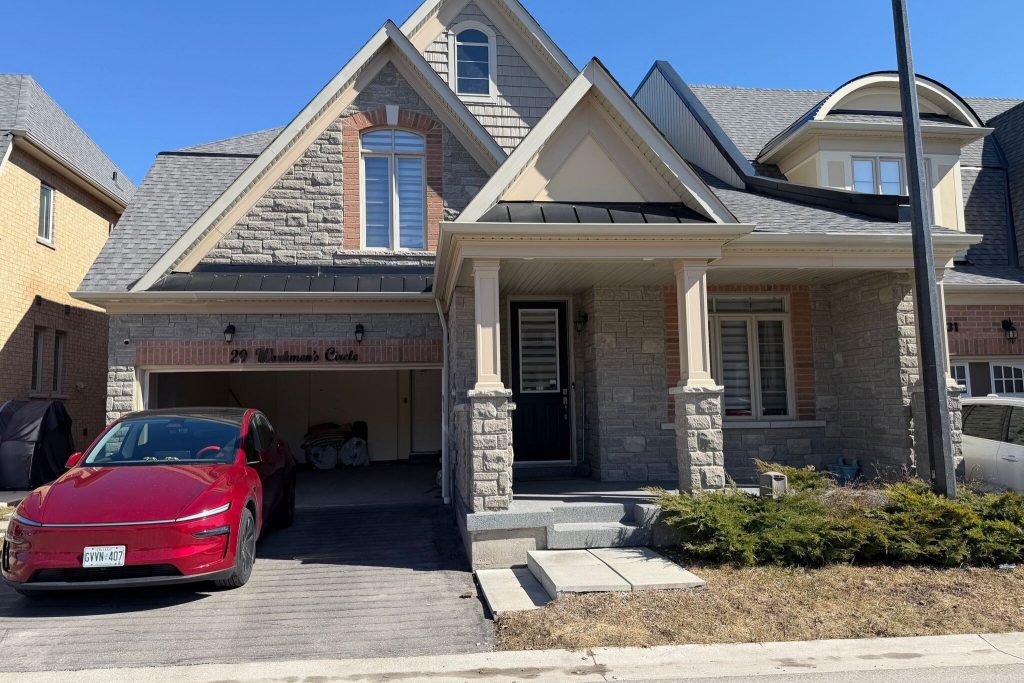 2-bedroom att/row/townhouse for rent in Ajax — Basement - 29 Workmen's Circle (Photo 1)