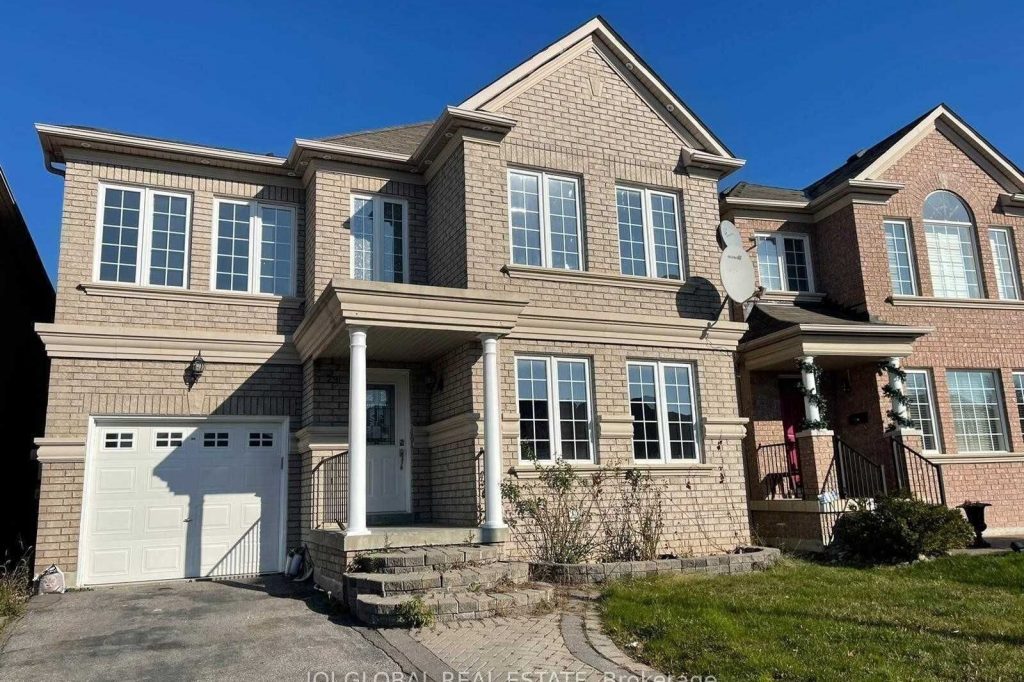 1-bedroom detached home for rent in Ajax — Bsmt - 29 Nobbs Drive (Photo 1)