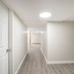 Studio other home for rent in Ottawa — C - 2647 Priscilla Street (Photo 2)