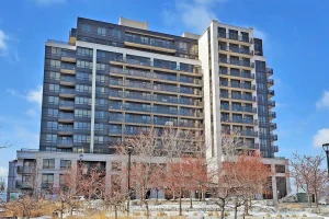 2-bedroom condo apartment for rent in Toronto — LPH03 - 55 De Boers Drive
