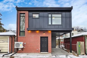 3-bedroom detached home for rent in Toronto — Laneway Hous - 168 Pearson Avenue