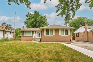 2-bedroom home for rent in Oakville — Lower - 313 Ashbury Road
