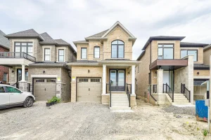 4-bedroom detached home for rent in Pickering — Main - 26 Deer Ridge Crescent