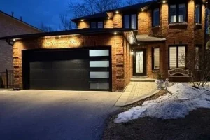 4-bedroom detached home for rent in Aurora — Main - 35 Hammond Drive