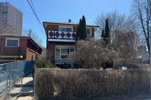 3-bedroom detached home for rent in Toronto — Main - 43 Chapman Avenue